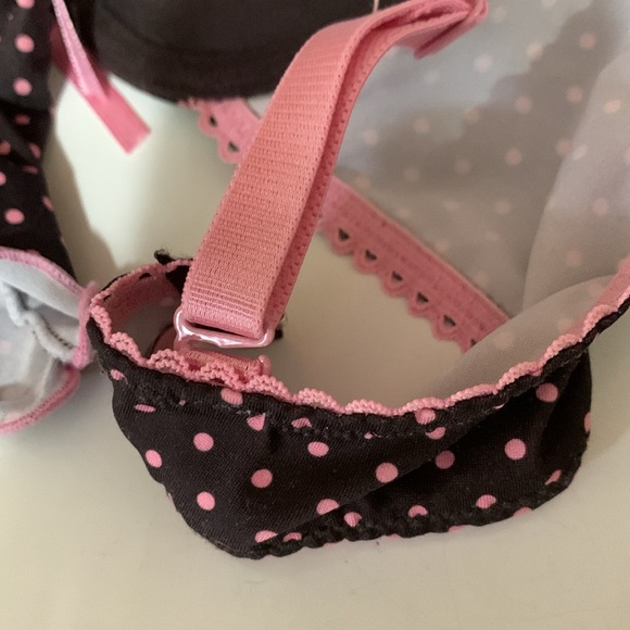 Bra & Pantie Set - Picture 4 of 7